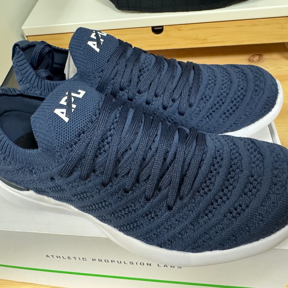 APL women’s  Navy Knit Sneakers
